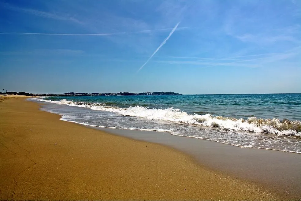 Lovely Villa Next To The Beach Cambrils 0*,