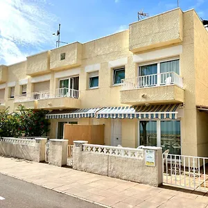 Сasa de vacaciones Casa Cómoda Delante De La Playa Con Vista Al Mar, Cambrils